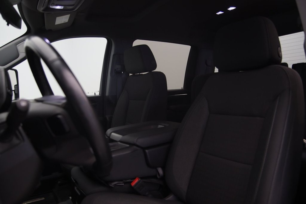 2024 Chevrolet Silverado 2500HD in Baie-Comeau, Quebec - 7 - w1024h768px