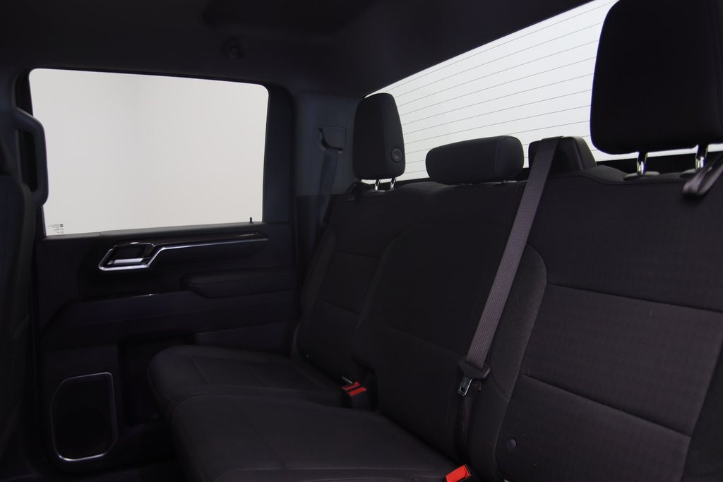 2024 Chevrolet Silverado 2500HD in Baie-Comeau, Quebec - 9 - w1024h768px