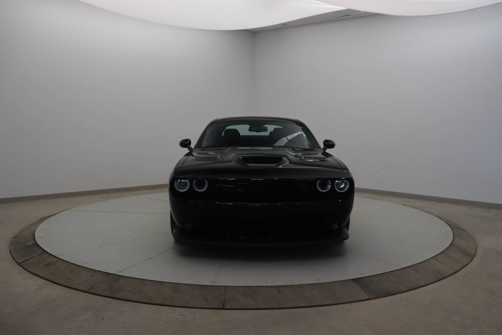 Dodge Challenger  2022 à Jonquière, Québec - 2 - w1024h768px