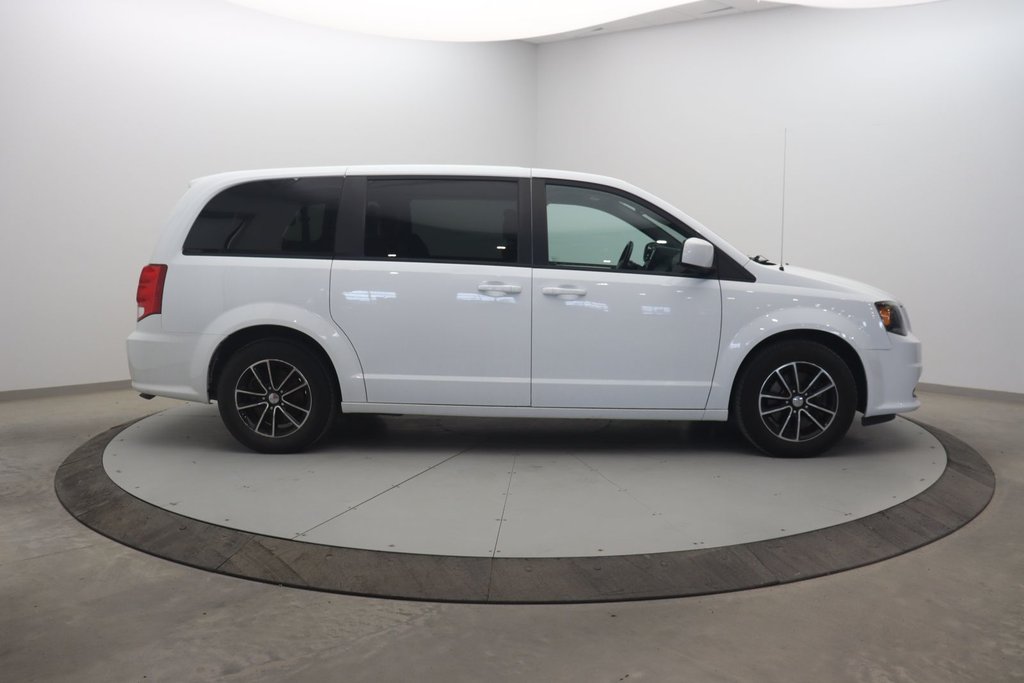 2019 Dodge Grand Caravan in Baie-Comeau, Quebec - 3 - w1024h768px