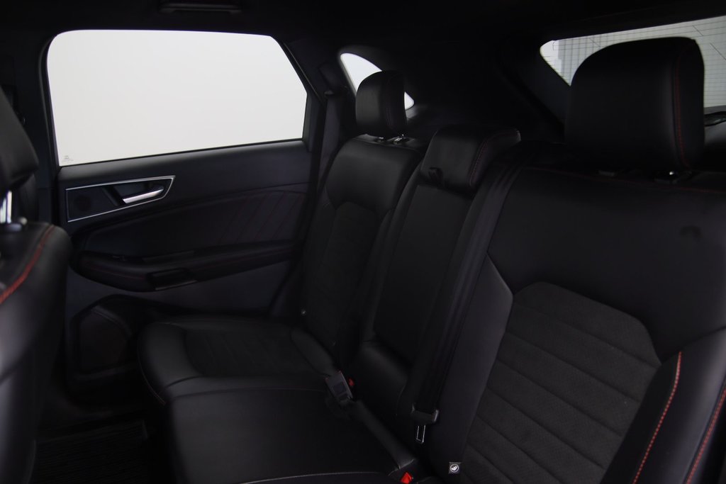 Ford Edge  2022 à Chicoutimi, Québec - 9 - w1024h768px