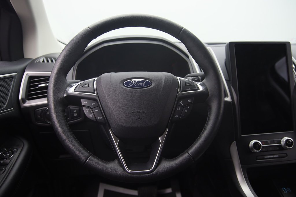 Ford Edge  2022 à Jonquière, Québec - 11 - w1024h768px