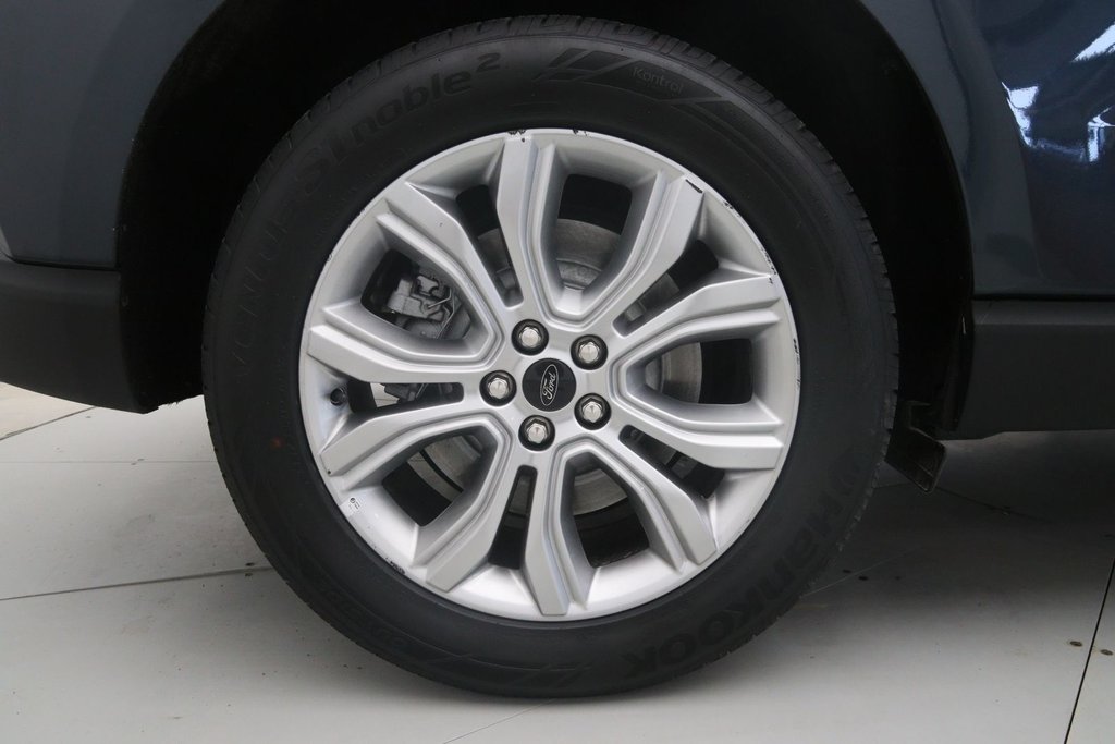 Ford Edge Titanium 2023 à Jonquière, Québec - 17 - w1024h768px