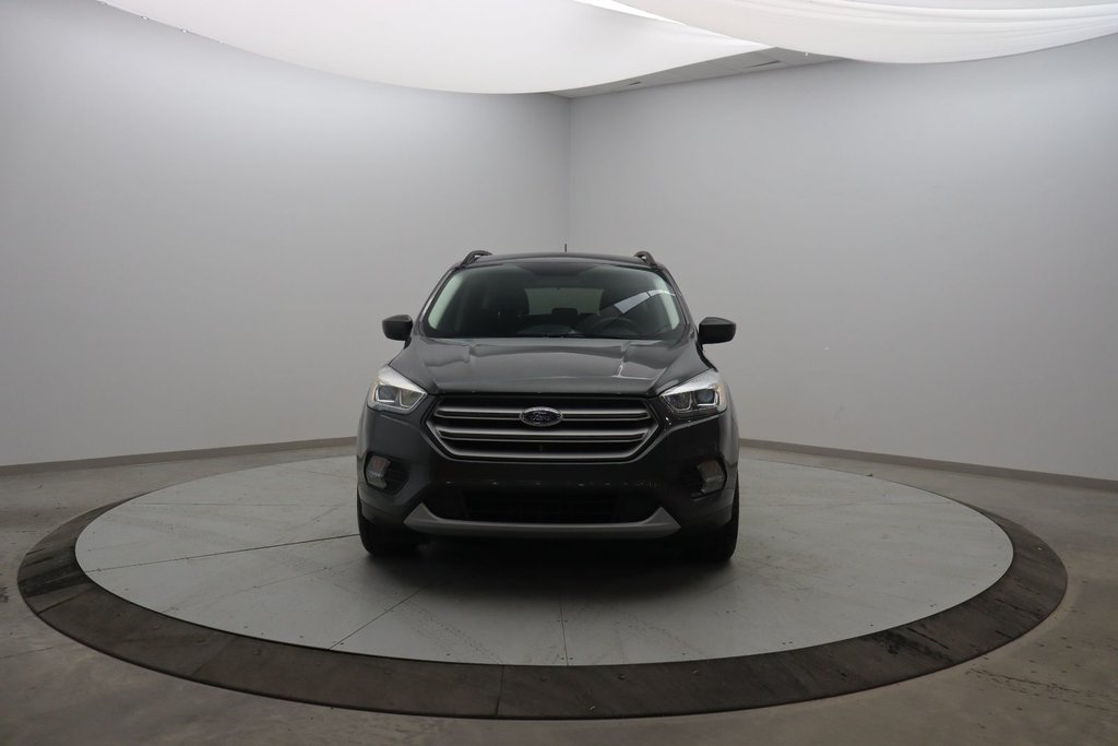 Ford Escape  2018 à Jonquière, Québec - 2 - w1024h768px
