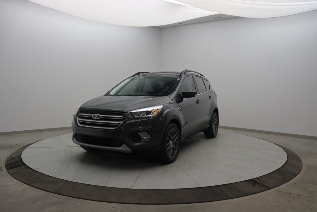 Ford Escape  2018 à Jonquière, Québec - 1 - w1024h768px