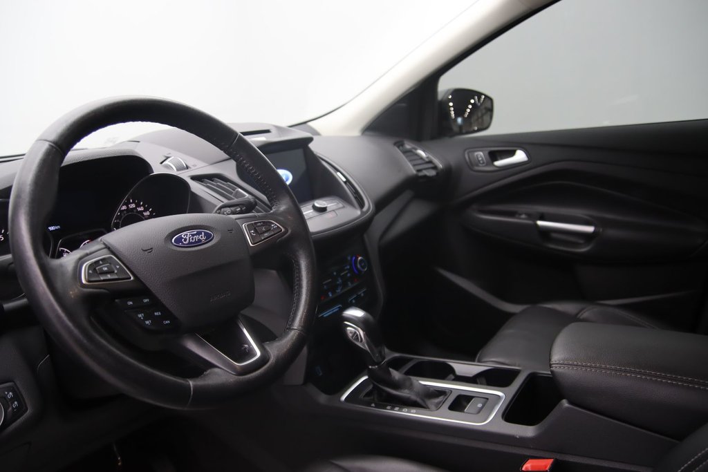Ford Escape  2018 à Jonquière, Québec - 6 - w1024h768px