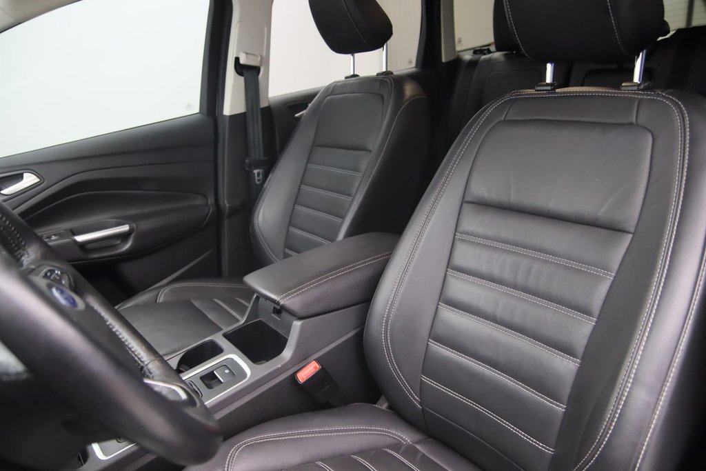 Ford Escape  2018 à Jonquière, Québec - 7 - w1024h768px