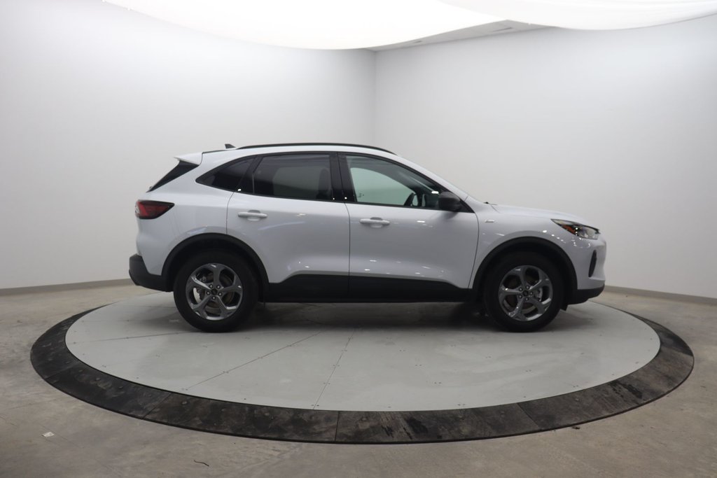 2025 Ford Escape in Jonquière, Quebec - 3 - w1024h768px