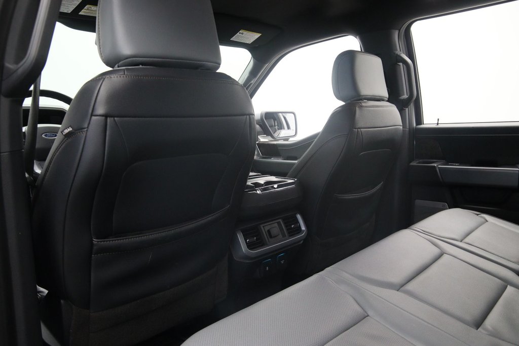 2023 Ford F-150 Lightning in Sept-Îles, Quebec - 9 - w1024h768px