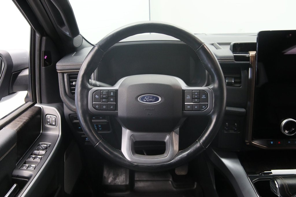 2023 Ford F-150 Lightning in Sept-Îles, Quebec - 11 - w1024h768px