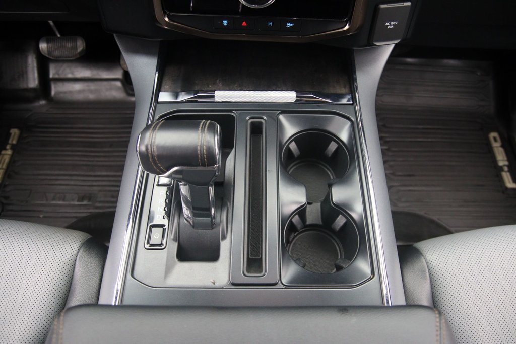2023 Ford F-150 Lightning in Sept-Îles, Quebec - 12 - w1024h768px