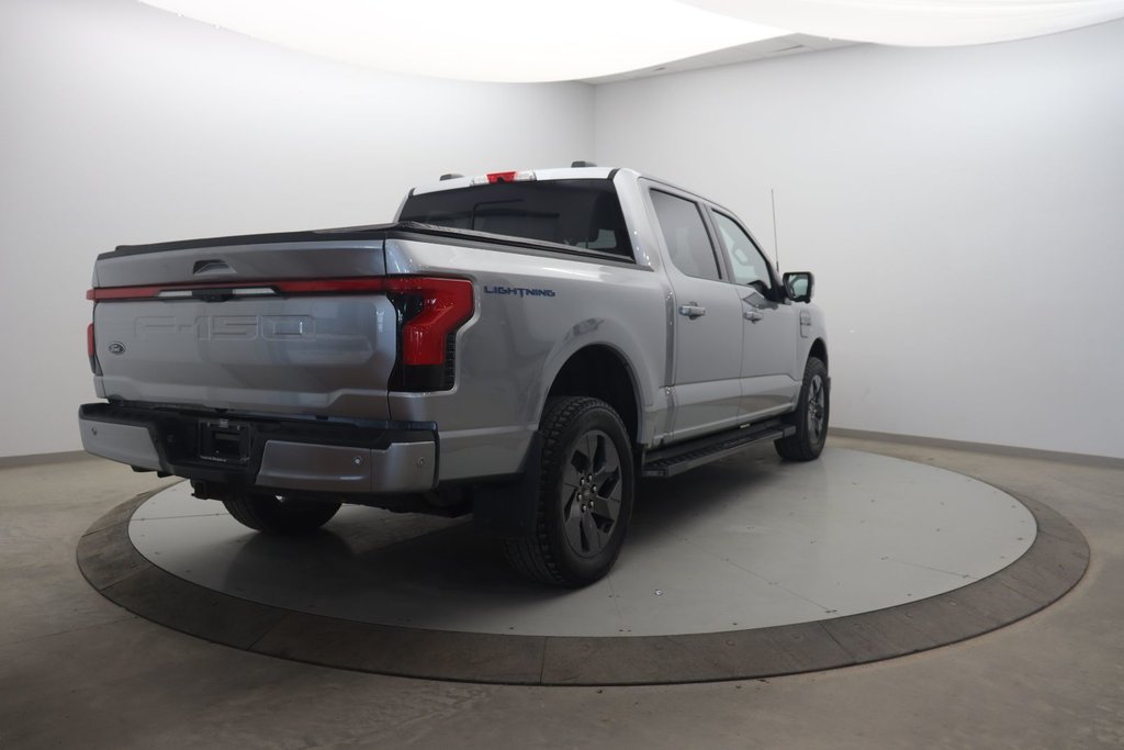 2023 Ford F-150 Lightning in Sept-Îles, Quebec - 4 - w1024h768px