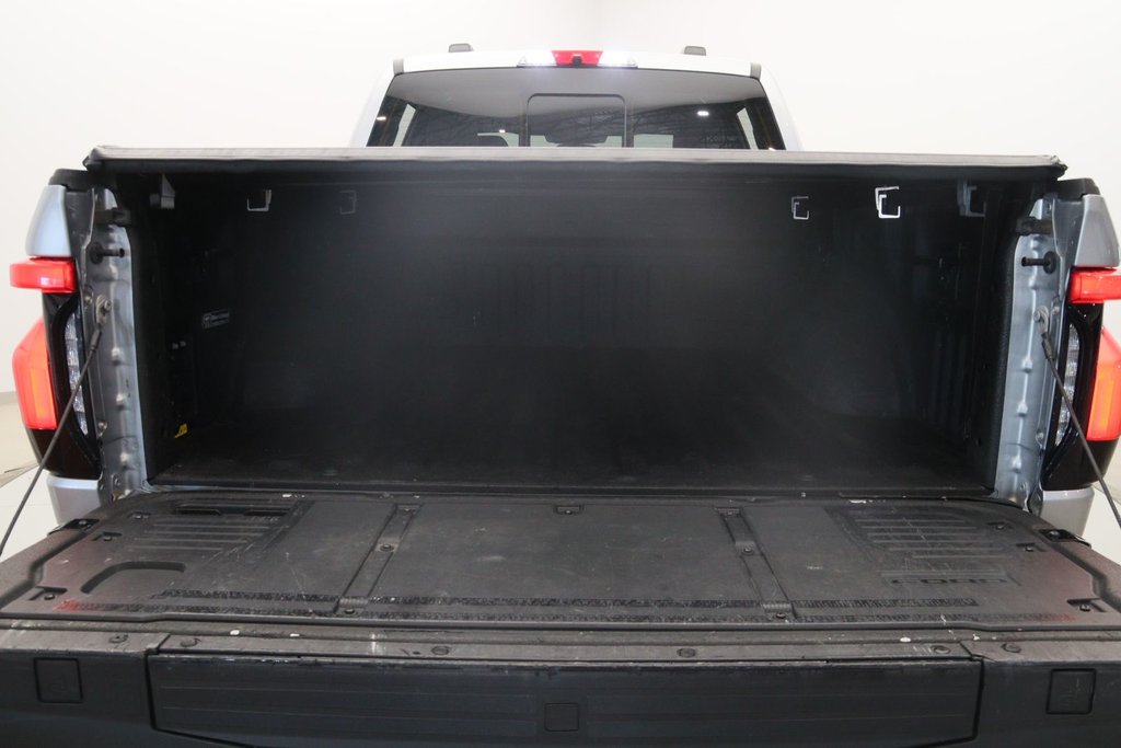 2023 Ford F-150 Lightning in Sept-Îles, Quebec - 18 - w1024h768px