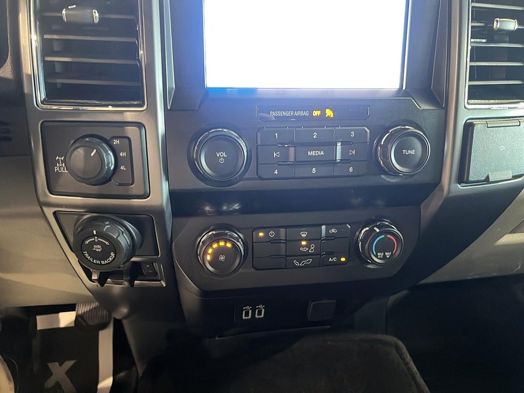 2019 Ford F-150 in Chicoutimi, Quebec - 18 - w1024h768px