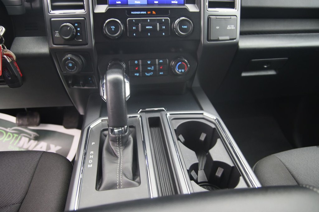 Ford F-150 XLT 2020 à Chicoutimi, Québec - 13 - w1024h768px