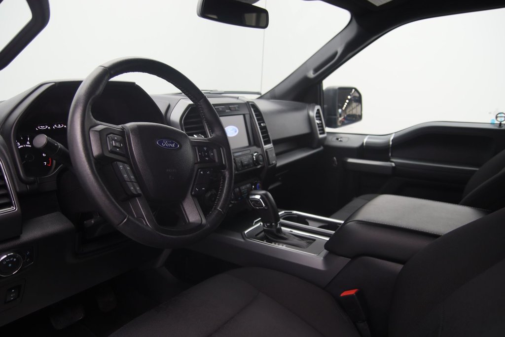 Ford F-150 XLT 2020 à Chicoutimi, Québec - 6 - w1024h768px