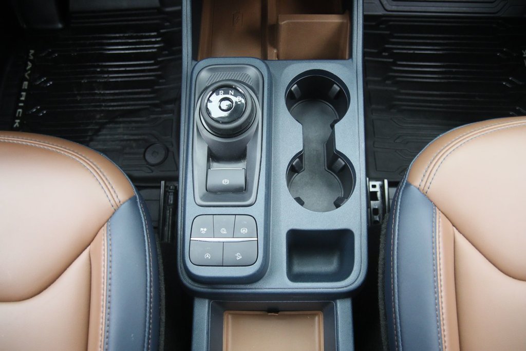 Ford Maverick  2023 à Jonquière, Québec - 12 - w1024h768px