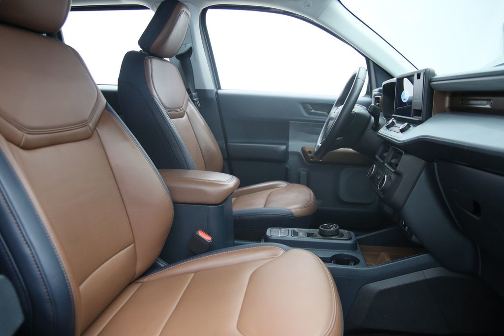 Ford Maverick  2023 à Jonquière, Québec - 16 - w1024h768px