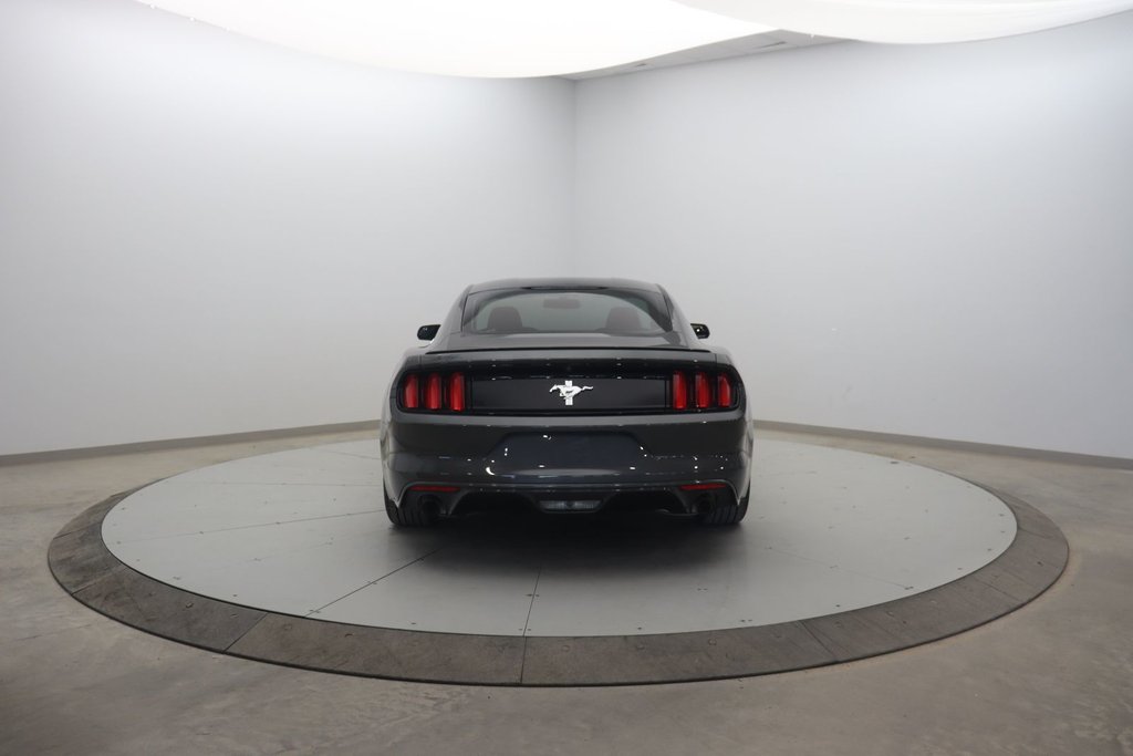 2017 Ford Mustang in Sept-Îles, Quebec - 5 - w1024h768px