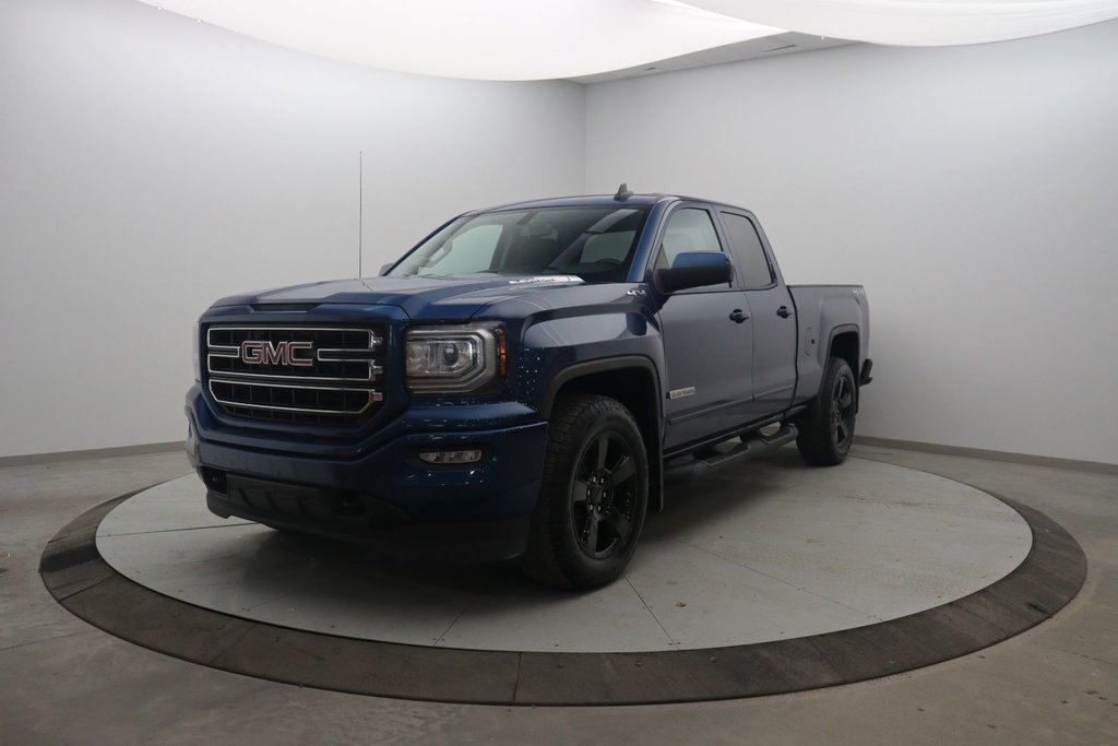 2017 GMC Sierra 1500 in Sept-Îles, Quebec - 1 - w1024h768px