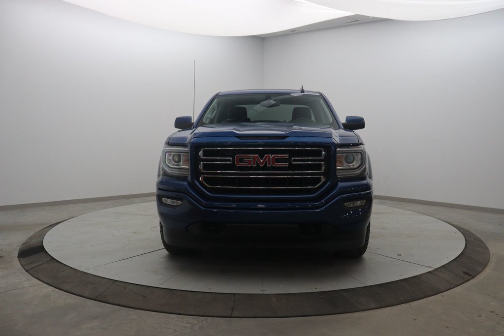 2017 GMC Sierra 1500 in Sept-Îles, Quebec - 2 - w1024h768px