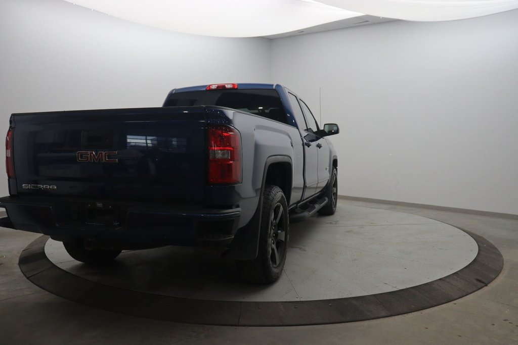 2017 GMC Sierra 1500 in Sept-Îles, Quebec - 4 - w1024h768px