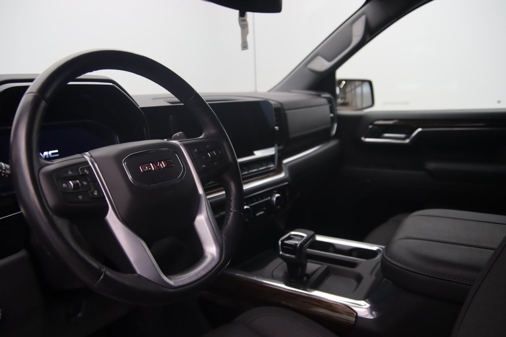 2023 GMC Sierra 1500 in Baie-Comeau, Quebec - 6 - w1024h768px