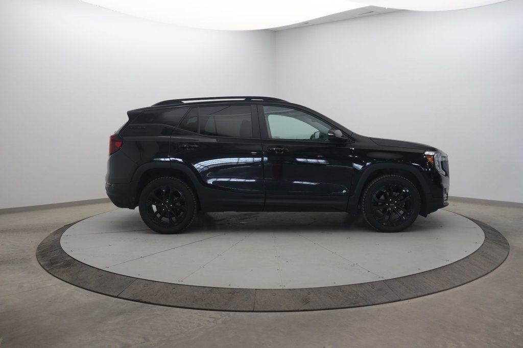 2022 GMC Terrain in Jonquière, Quebec - 3 - w1024h768px