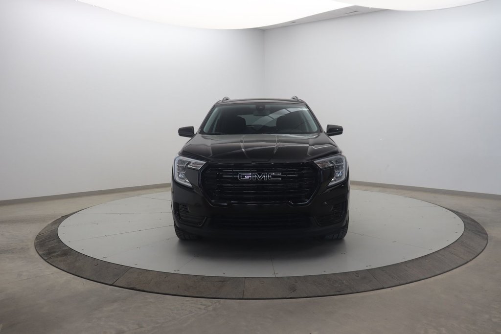 2022 GMC Terrain in Jonquière, Quebec - 2 - w1024h768px