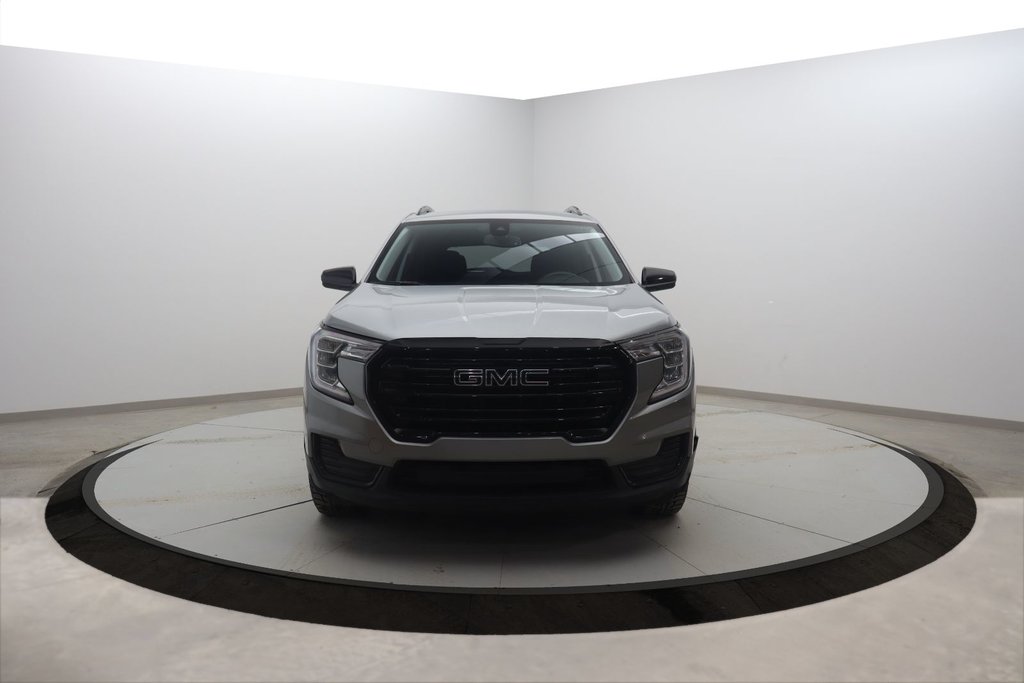 GMC Terrain SLE 2023 à Chicoutimi, Québec - 2 - w1024h768px