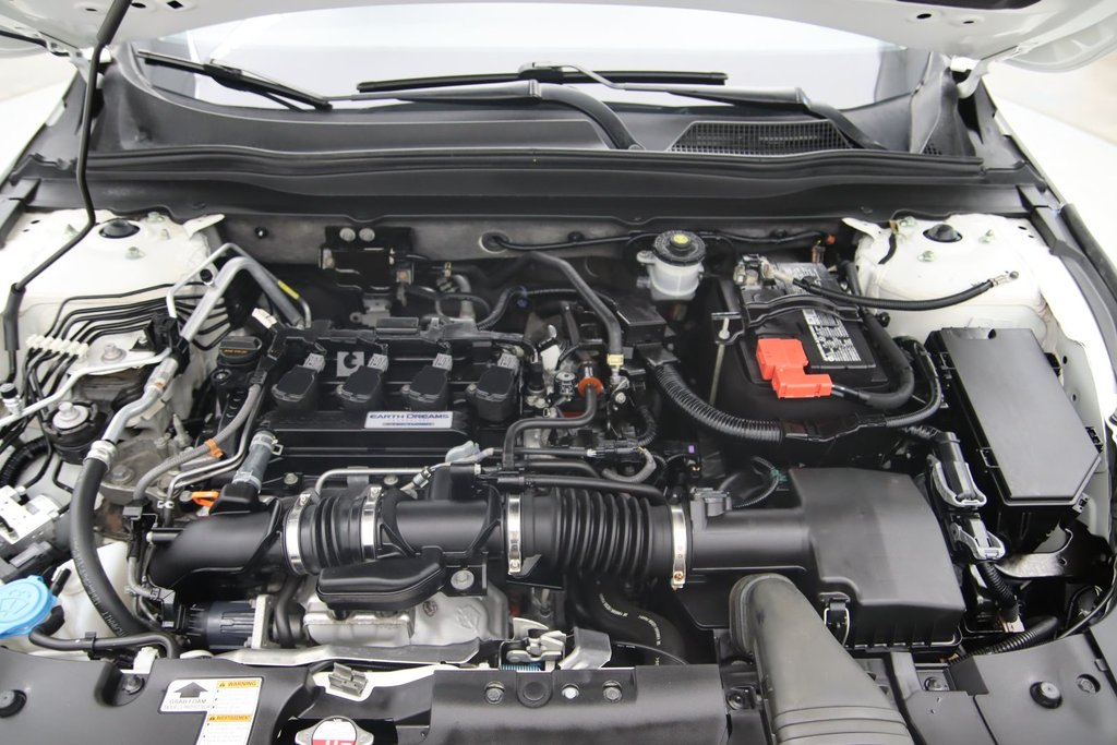 Honda Accord Sedan  2020 à Jonquière, Québec - 16 - w1024h768px