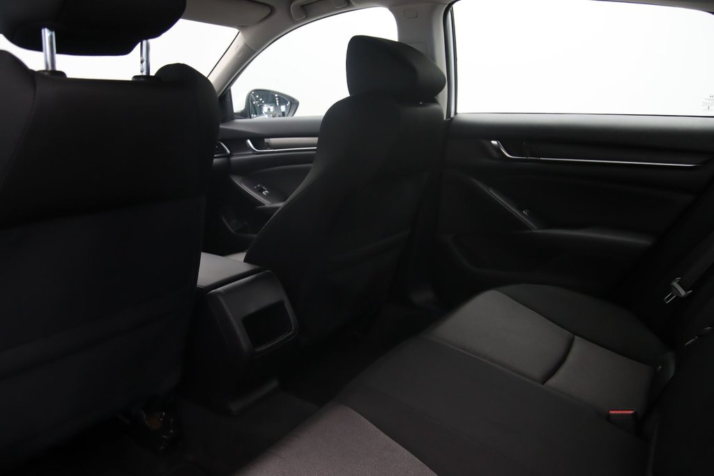 Honda Accord Sedan  2020 à Jonquière, Québec - 8 - w1024h768px