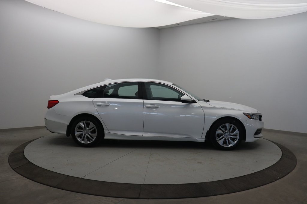 Honda Accord Sedan  2020 à Jonquière, Québec - 3 - w1024h768px