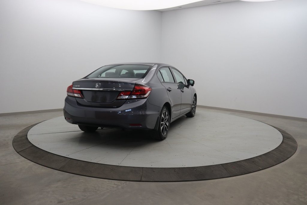 Honda Civic Sedan  2015 à Sept-Îles, Québec - 4 - w1024h768px