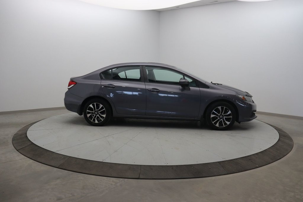 Honda Civic Sedan  2015 à Sept-Îles, Québec - 3 - w1024h768px