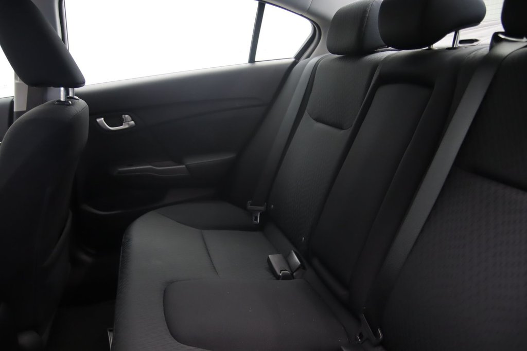 Honda Civic Sedan  2015 à Sept-Îles, Québec - 10 - w1024h768px