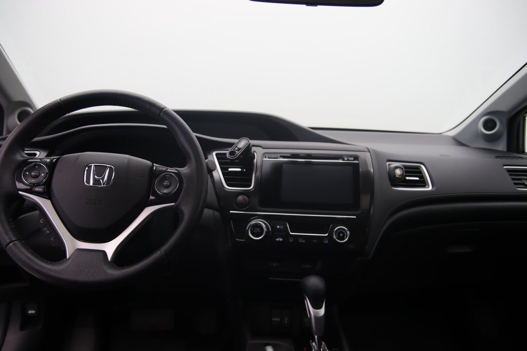 Honda Civic Sedan  2015 à Sept-Îles, Québec - 11 - w1024h768px