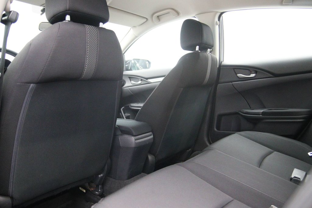 2016  Civic Sedan LX in Chicoutimi, Quebec - 8 - w1024h768px