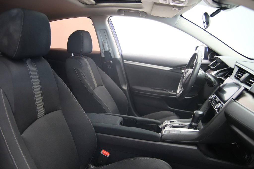 Honda Civic Sedan  2016 à Jonquière, Québec - 15 - w1024h768px