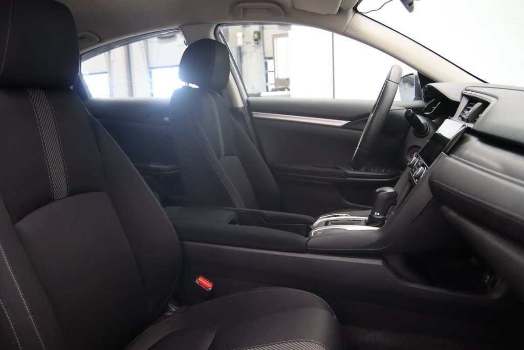 2016 Honda Civic Sedan in Baie-Comeau, Quebec - 15 - w1024h768px