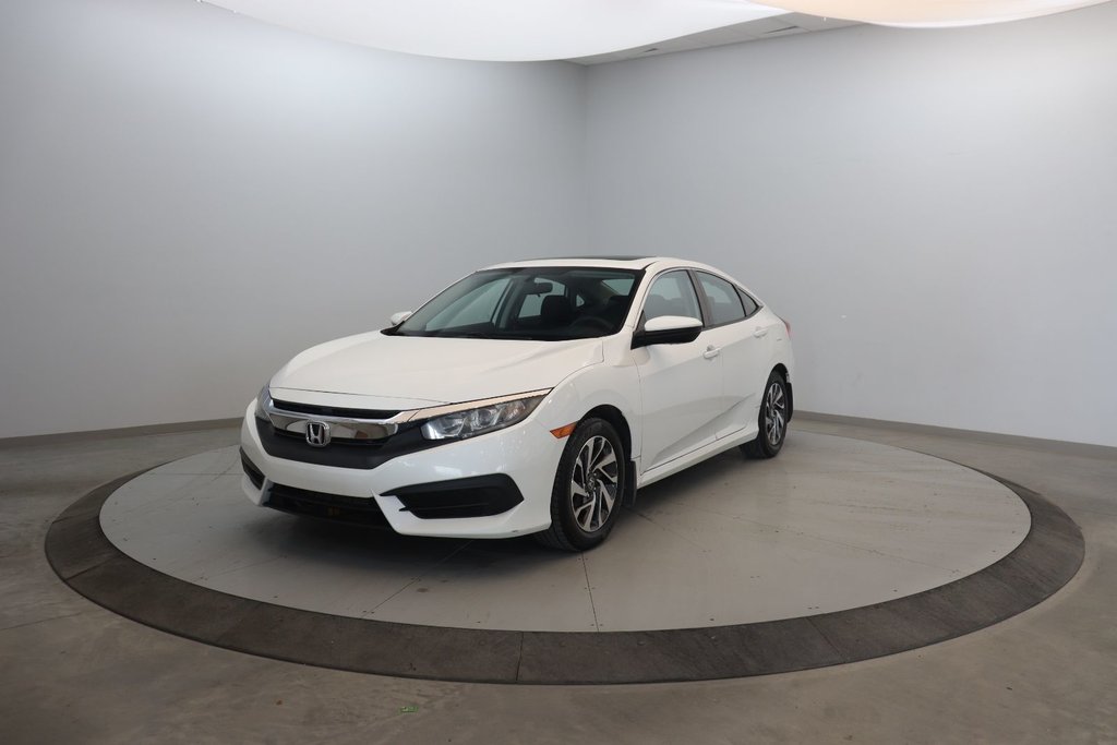 Honda Civic Sedan  2016 à Baie-Comeau, Québec - 1 - w1024h768px