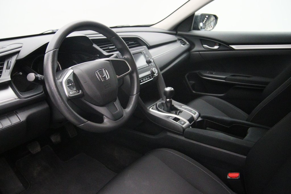 Honda Civic Sedan  2017 à Baie-Comeau, Québec - 6 - w1024h768px