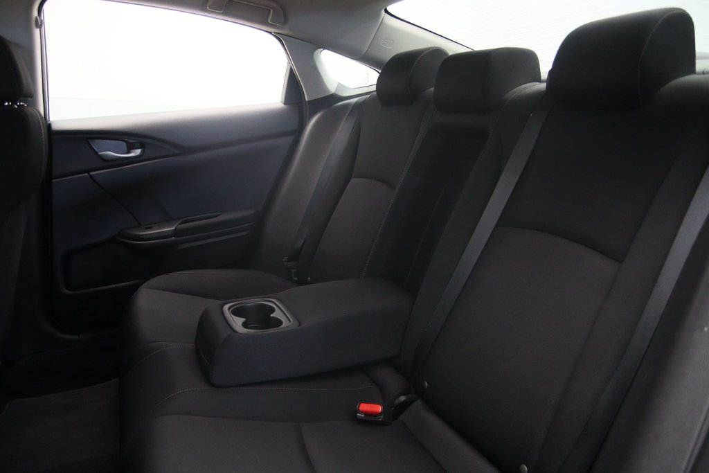 2017 Honda Civic Sedan LX in Chicoutimi, Quebec - 8 - w1024h768px