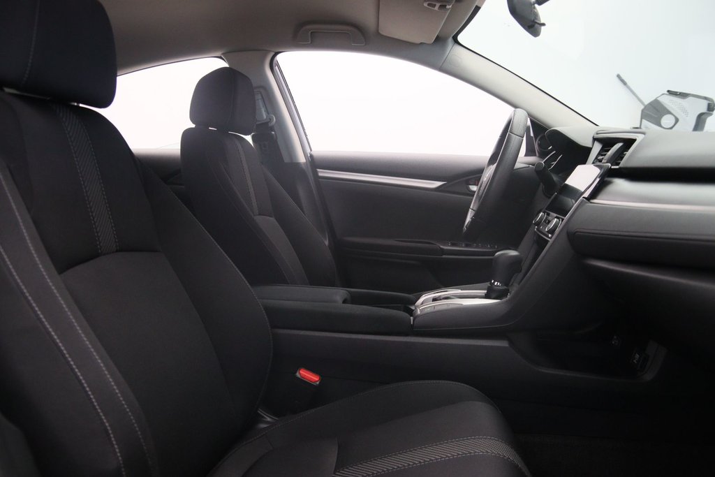 2017 Honda Civic Sedan LX in Chicoutimi, Quebec - 16 - w1024h768px