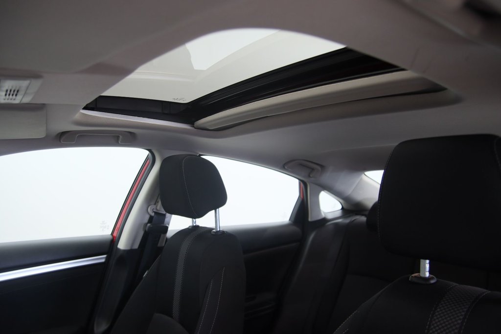 2019 Honda Civic Sedan in Baie-Comeau, Quebec - 8 - w1024h768px