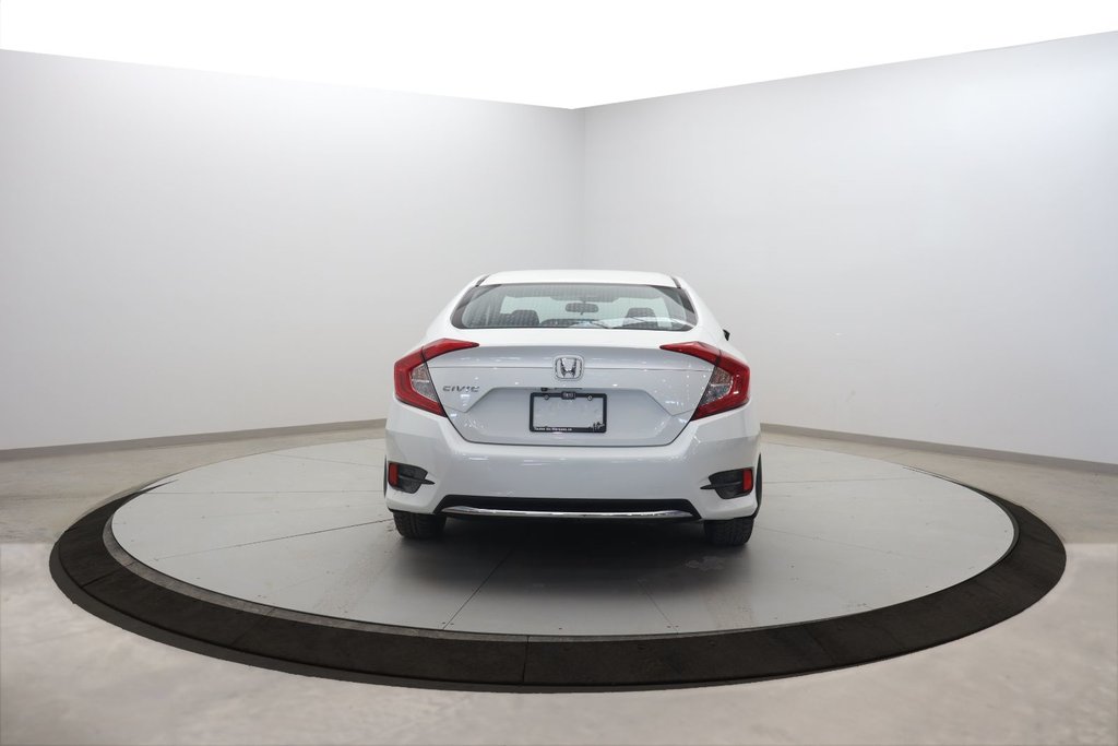Honda Civic Sedan  2019 à Jonquière, Québec - 5 - w1024h768px