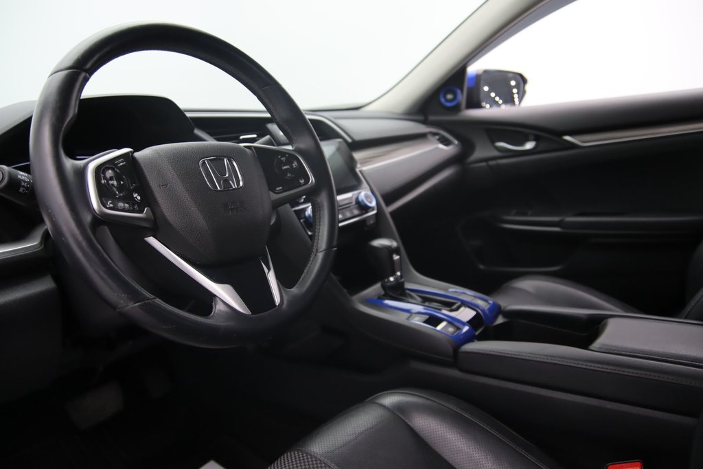 Honda Civic Sedan  2020 à Baie-Comeau, Québec - 6 - w1024h768px