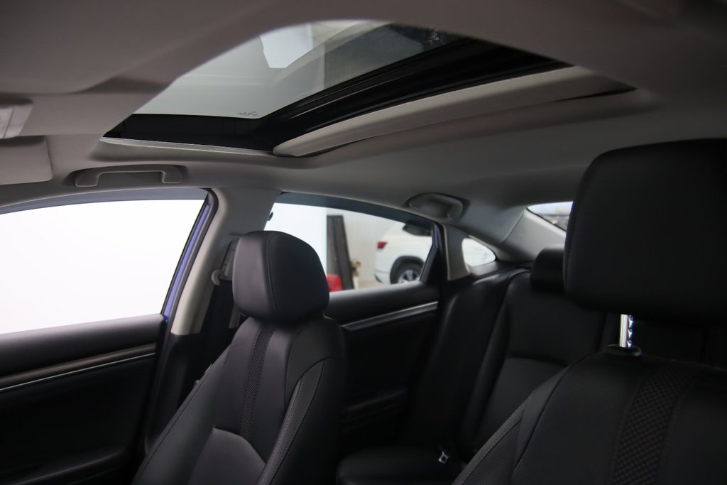 Honda Civic Sedan  2020 à Baie-Comeau, Québec - 8 - w1024h768px
