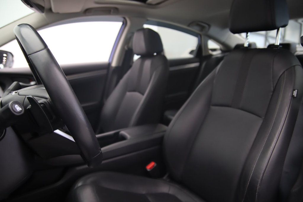 Honda Civic Sedan  2020 à Baie-Comeau, Québec - 7 - w1024h768px