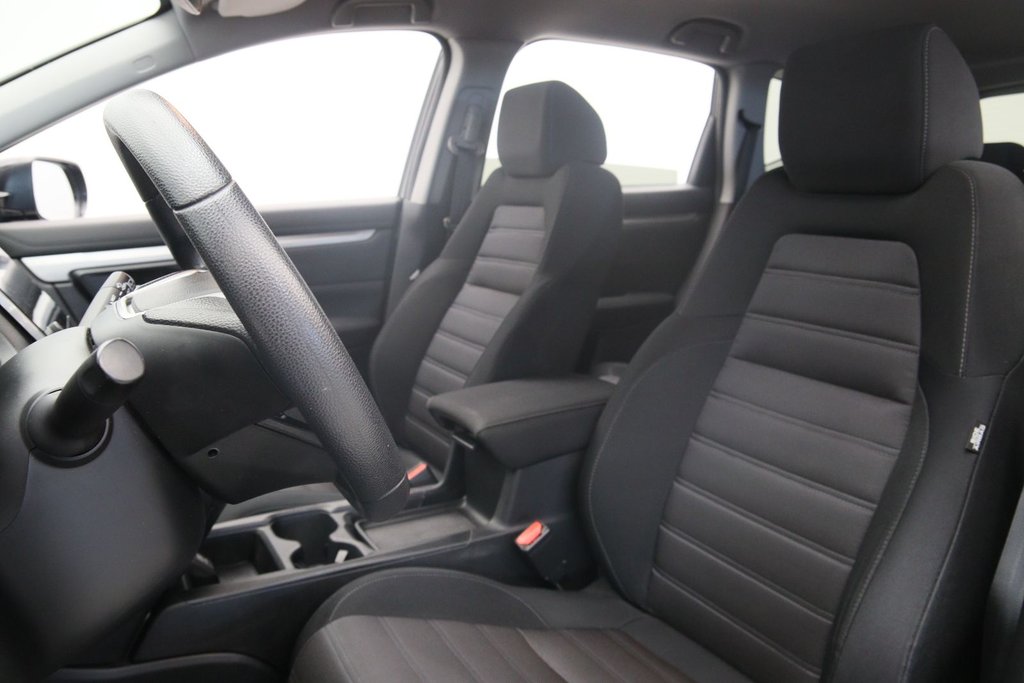2019 Honda CR-V LX in Chicoutimi, Quebec - 6 - w1024h768px